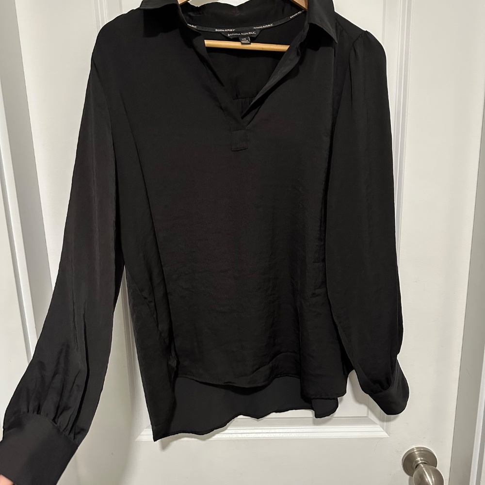Banana Republic  | Women’s size L  Long Sleeve, Flowy Collared Shirt - Picture 13 of 17